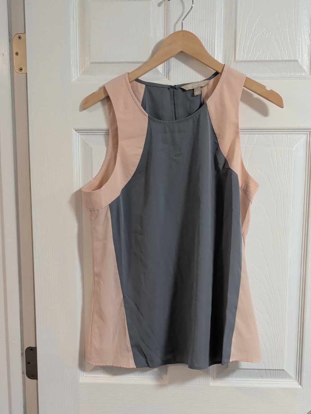 Banana Republic Stylish Tank